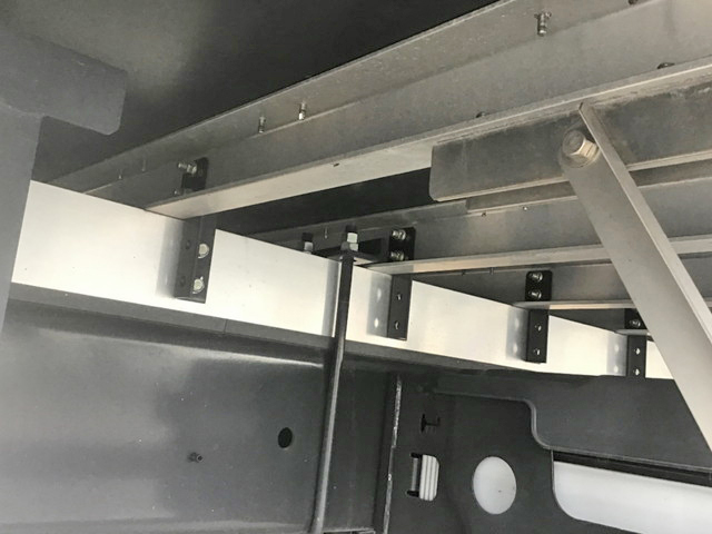 日野レンジャーアルミバン中型（4t）[写真20]