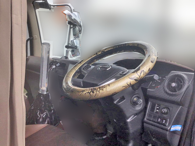 日野レンジャーアルミバン中型（4t）[写真33]