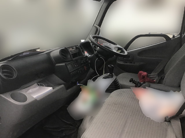 日野デュトロアルミバン小型（2t・3t）[写真22]