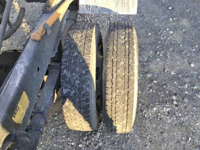 三菱ふそうキャンターダンプ小型（2t・3t）[写真16]