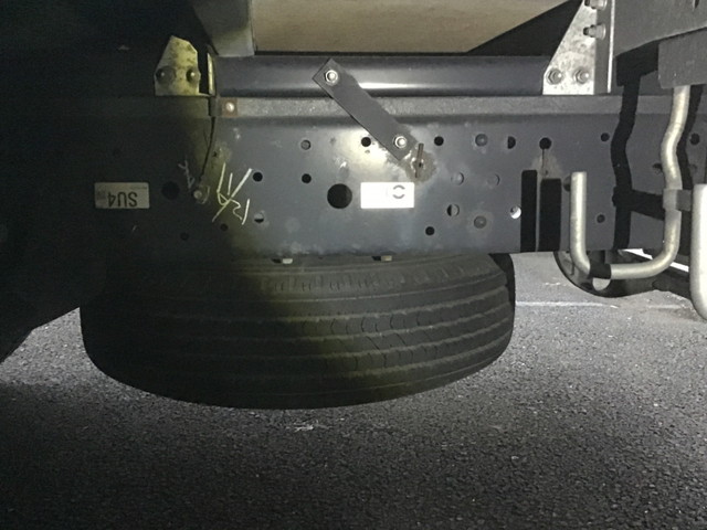 いすゞエルフアルミバン小型（2t・3t）[写真13]