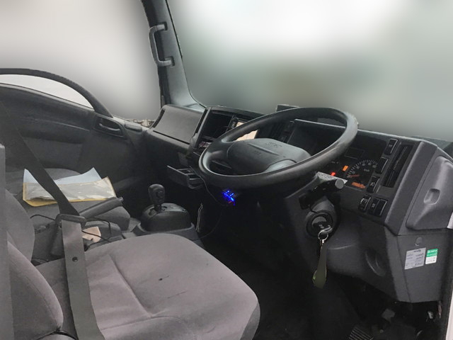 いすゞエルフアルミバン小型（2t・3t）[写真21]