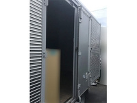 いすゞエルフアルミバン小型（2t・3t）[写真05]