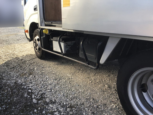 トヨタトヨエースアルミバン小型（2t・3t）[写真14]