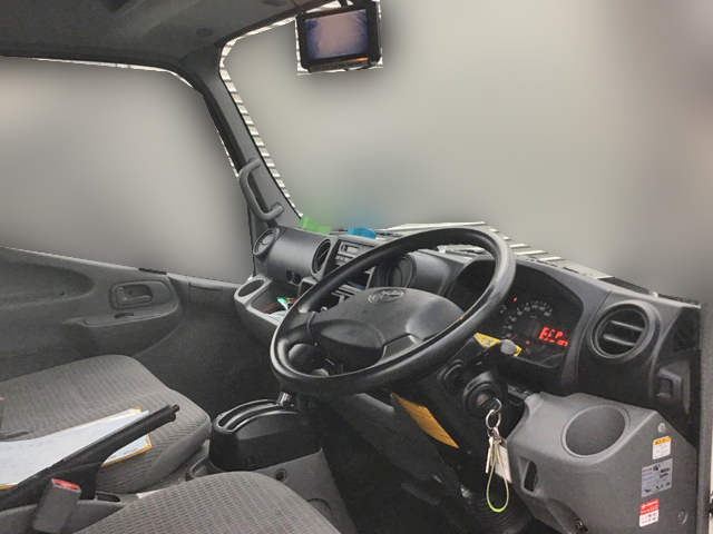 トヨタトヨエースアルミバン小型（2t・3t）[写真15]