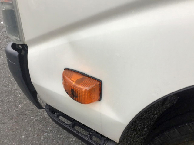 トヨタトヨエースアルミバン小型（2t・3t）[写真08]