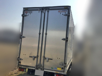 トヨタトヨエースアルミバン小型（2t・3t）[写真02]