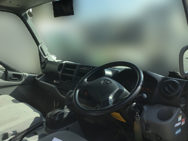 トヨタダイナアルミバン小型（2t・3t）[写真22]