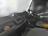 トヨタトヨエースアルミバン小型（2t・3t）[写真12]