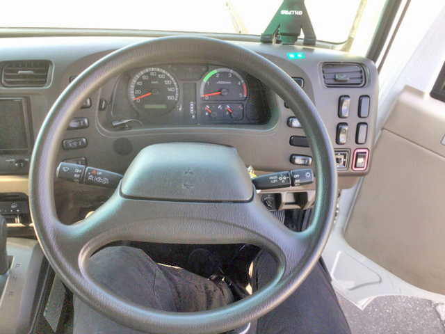 三菱ふそうローザマイクロバス[写真22]