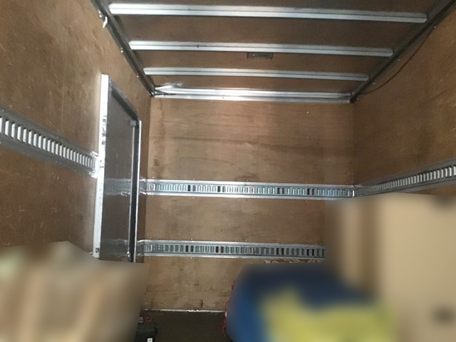 トヨタダイナアルミバン小型（2t・3t）[写真08]