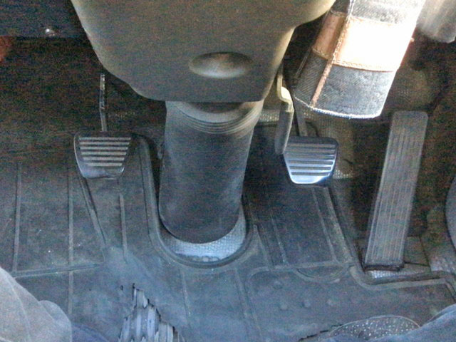 いすゞエルフアルミウイング小型（2t・3t）[写真24]