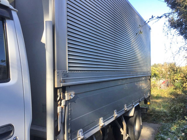 いすゞエルフアルミウイング小型（2t・3t）[写真04]