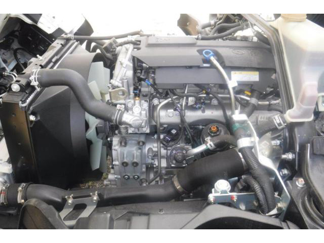 三菱ふそうキャンター散水車小型（2t・3t）[写真10]