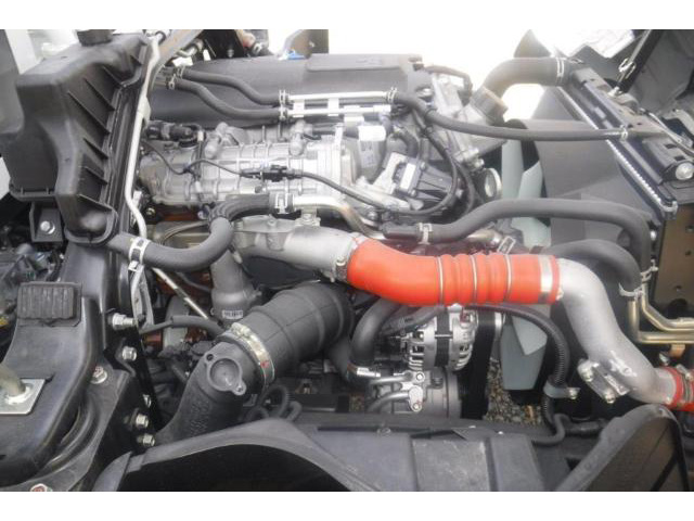 三菱ふそうキャンター散水車小型（2t・3t）[写真09]