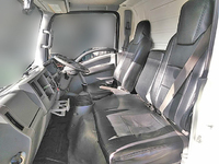 いすゞエルフアルミバン小型（2t・3t）[写真25]