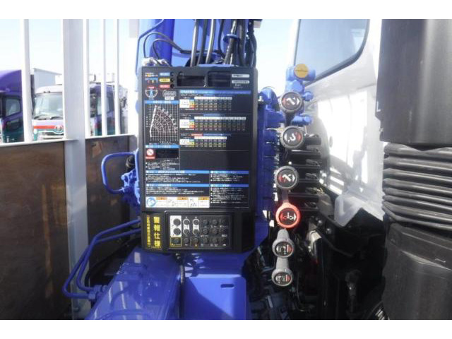 日野レンジャークレーン4段中型（4t）[写真14]