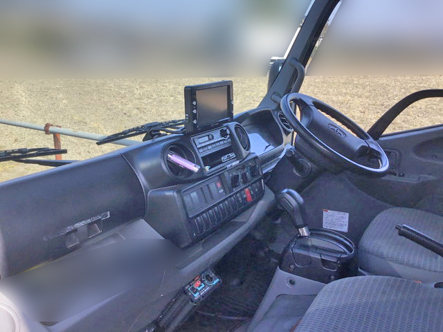 トヨタダイナアルミバン小型（2t・3t）[写真22]