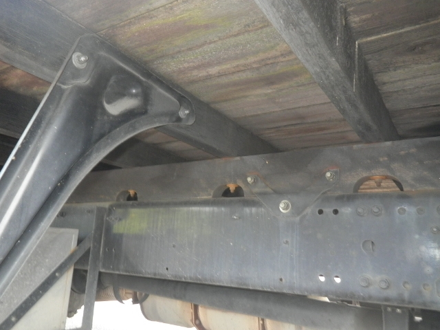 三菱ふそうファイターアルミブロック中型（4t）[写真15]