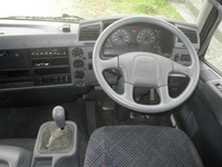 三菱ふそうファイターアルミブロック中型（4t）[写真23]