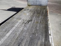 三菱ふそうファイターアルミブロック中型（4t）[写真09]