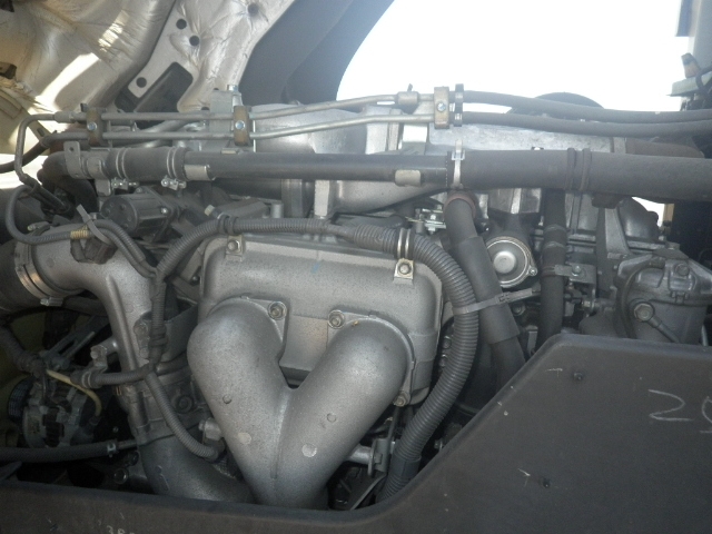 いすゞギガアルミウイング大型（10t）[写真26]