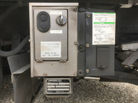 いすゞエルフ冷凍車（冷蔵車）小型（2t・3t）[写真19]