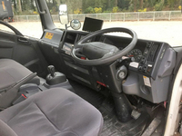 いすゞエルフ冷凍車（冷蔵車）小型（2t・3t）[写真30]