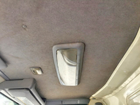 いすゞエルフ冷凍車（冷蔵車）小型（2t・3t）[写真33]