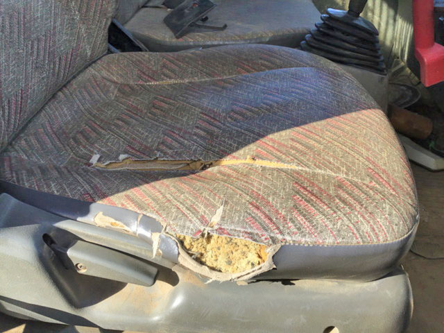 三菱ふそうキャンターダンプ小型（2t・3t）[写真21]