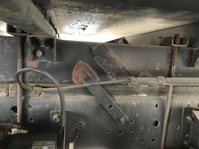 いすゞエルフアルミバン小型（2t・3t）[写真16]