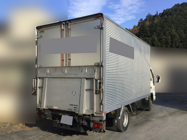 いすゞエルフアルミバン小型（2t・3t）[写真02]