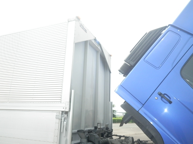 日野レンジャーアルミウイング中型（4t）[写真24]