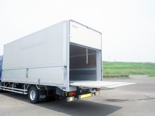 日野レンジャーアルミウイング中型（4t）[写真09]