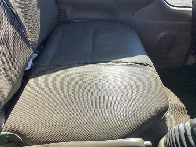 いすゞエルフ平ボディ小型（2t・3t）[写真29]