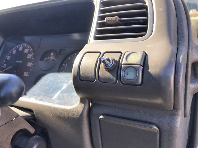 いすゞエルフ平ボディ小型（2t・3t）[写真35]