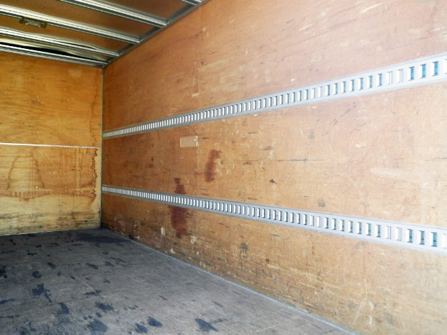 いすゞエルフアルミバン小型（2t・3t）[写真12]