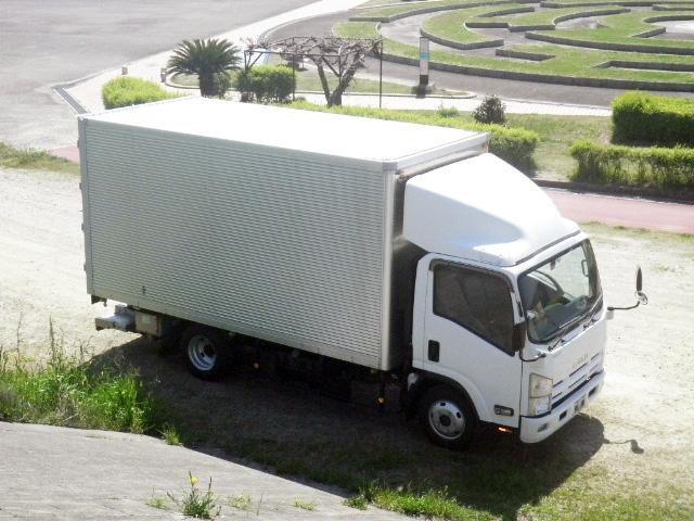 いすゞエルフアルミバン小型（2t・3t）[写真21]