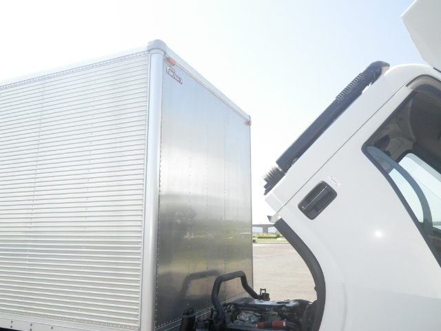 いすゞエルフアルミバン小型（2t・3t）[写真26]