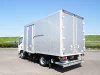 いすゞエルフアルミバン小型（2t・3t）[写真02]