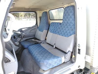 三菱ふそうキャンターアルミバン小型（2t・3t）[写真31]