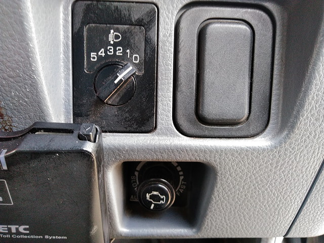 三菱ふそうキャンターアルミバン小型（2t・3t）[写真35]