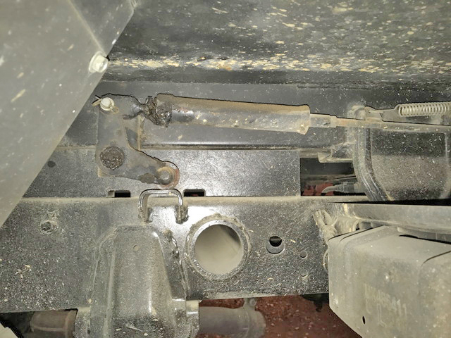 三菱ふそうキャンターダンプ小型（2t・3t）[写真13]