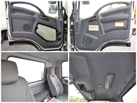 いすゞフォワード冷凍車（冷蔵車）中型（4t）[写真27]