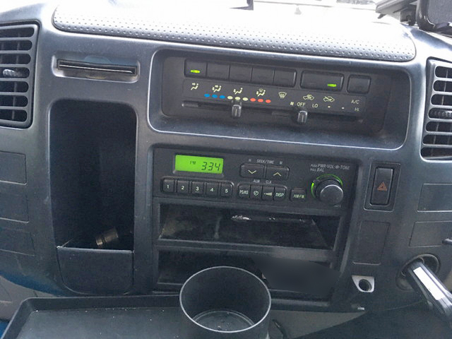 日野デュトロユニック4段小型（2t・3t）[写真37]