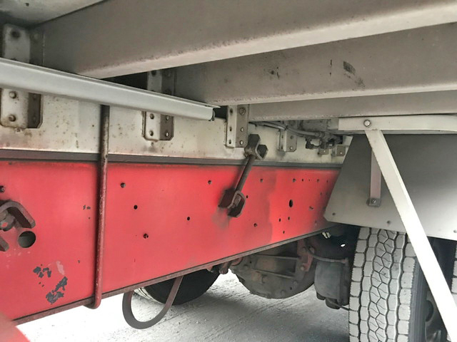 UDトラックスビッグサムアルミウイング大型（10t）[写真15]