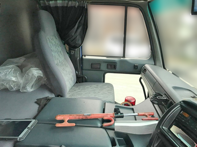 UDトラックスビッグサムアルミウイング大型（10t）[写真23]