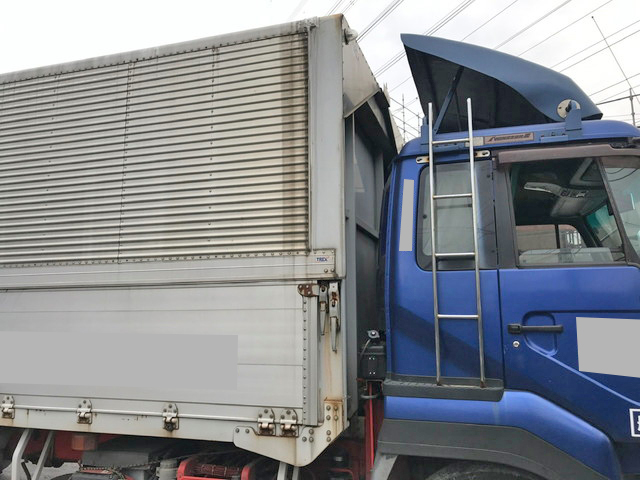 UDトラックスビッグサムアルミウイング大型（10t）[写真06]