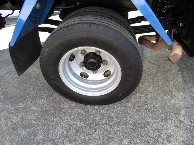 トヨタトヨエースダンプ小型（2t・3t）[写真22]