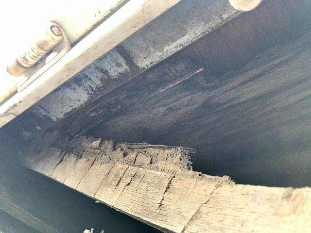 三菱ふそうキャンターガッツ平ボディ小型（2t・3t）[写真13]